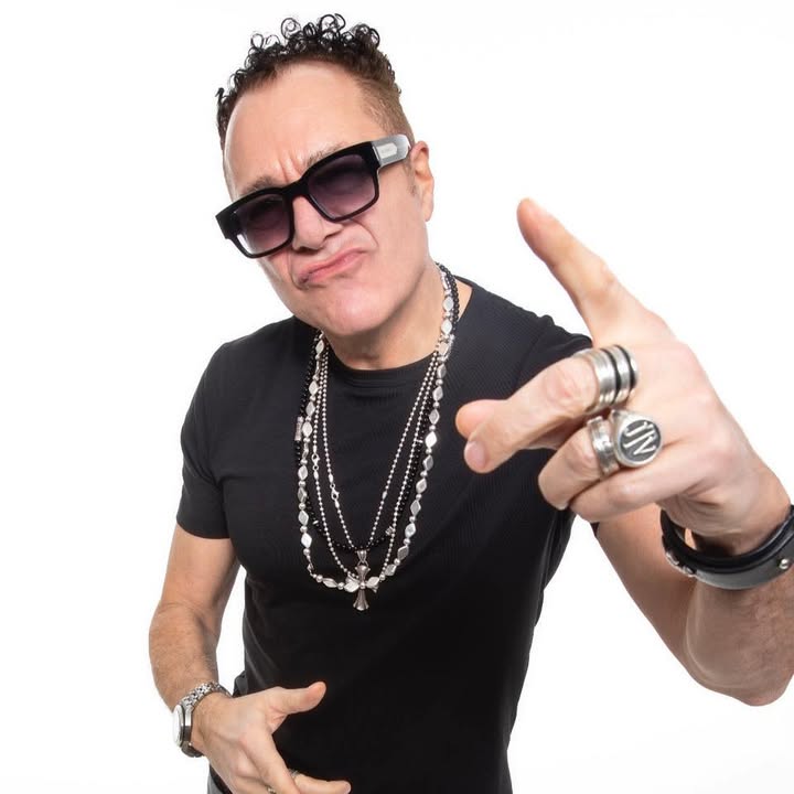 Joe T Vannelli